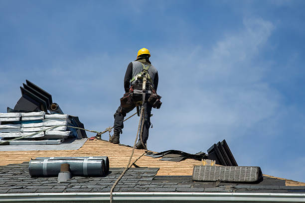 Professional Roof Replacement technician working in Ansonia, OH